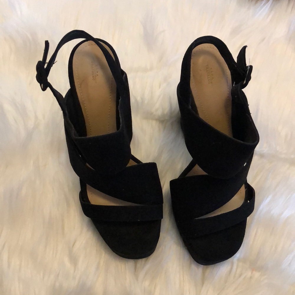 Zara Pumps